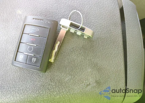 2013 Cadillac Srx Luxury Collection z USA, uszkodzony, nr VIN 3GYFNCE35DS571976